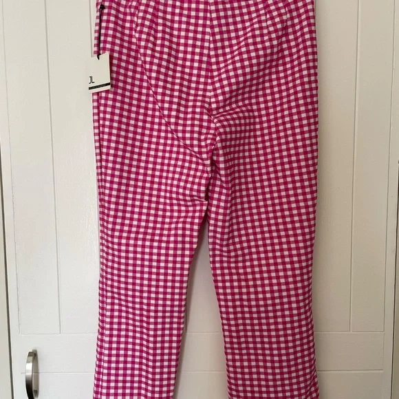 Pink Gingham capri stretch pants - Picture 2 of 10